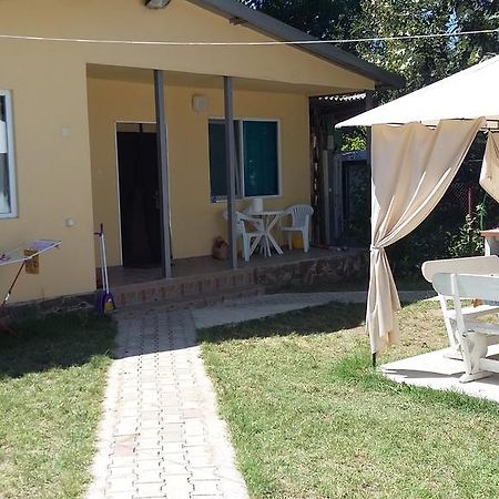 אקהטופול Bungalows St. Nicola מראה חיצוני תמונה