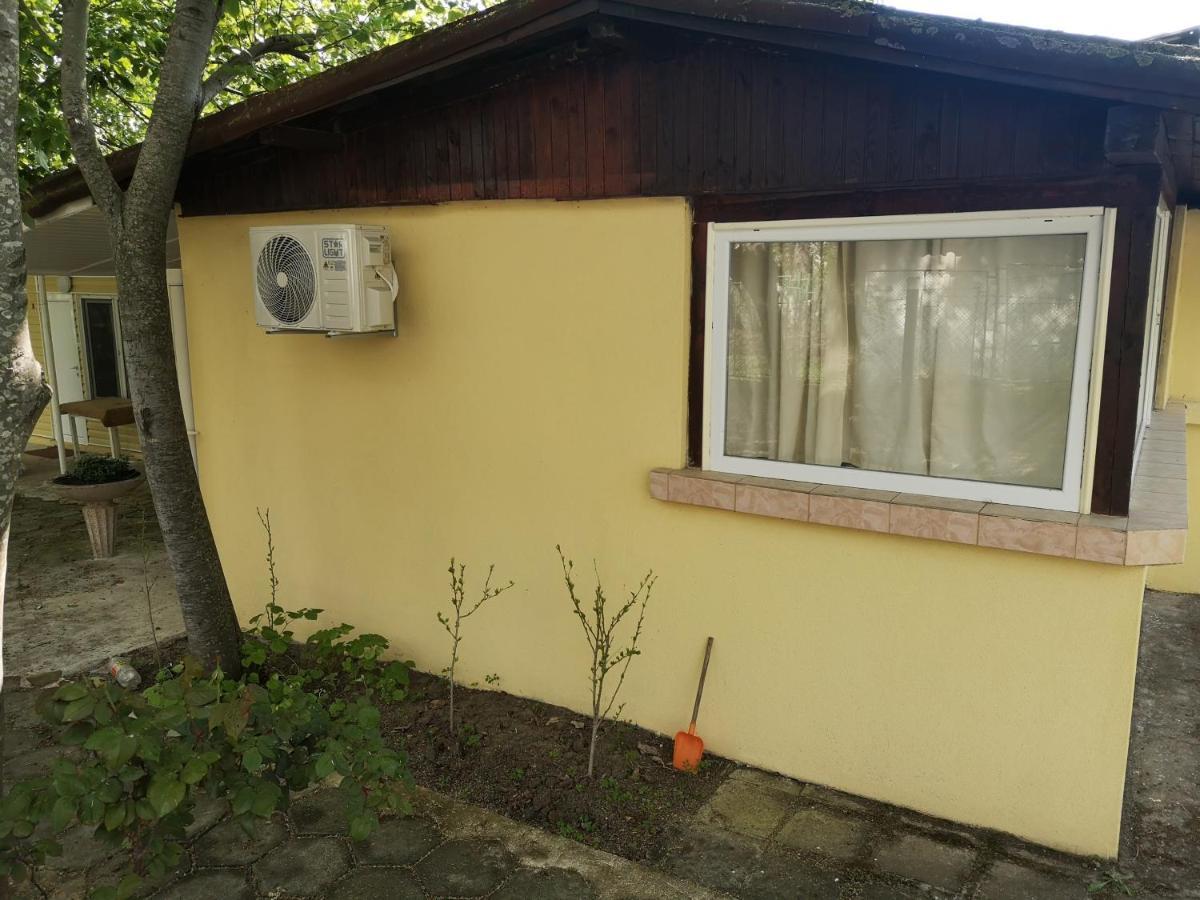אקהטופול Bungalows St. Nicola מראה חיצוני תמונה