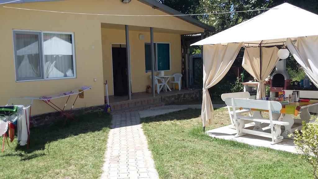 אקהטופול Bungalows St. Nicola מראה חיצוני תמונה